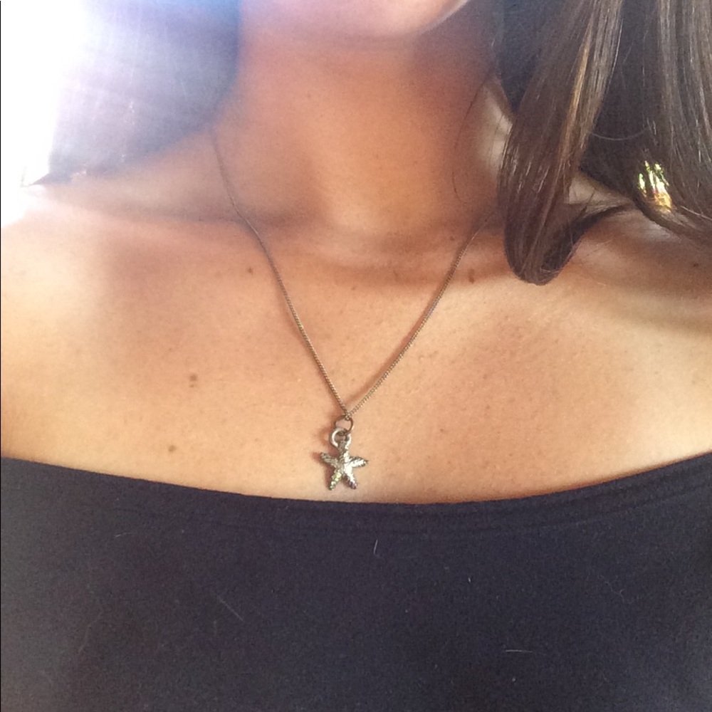 Silver starfish necklace!